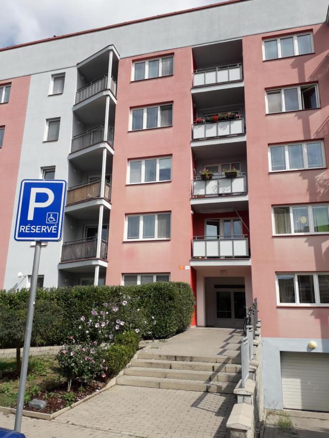 Peskova, Byt O 2 Pokojich S Terasou Olomouc Exterior foto